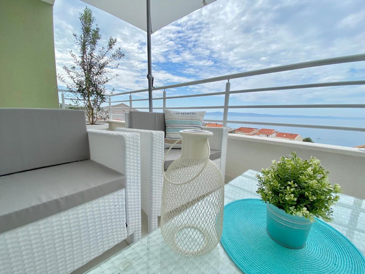 Apartmani Ksenija Tučepi Esterno foto